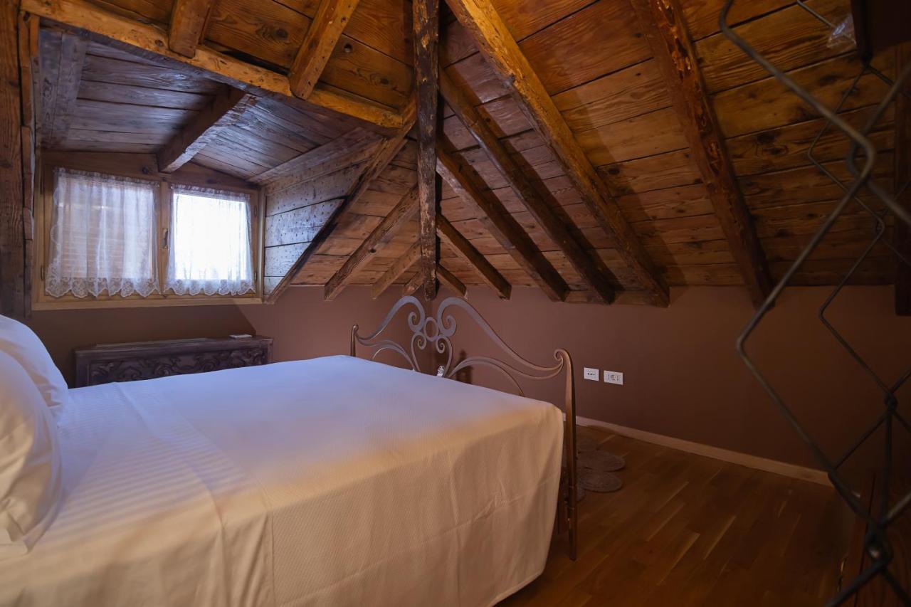 Tresor Art Boutique Hotel คอร์เชอ ภายนอก รูปภาพ