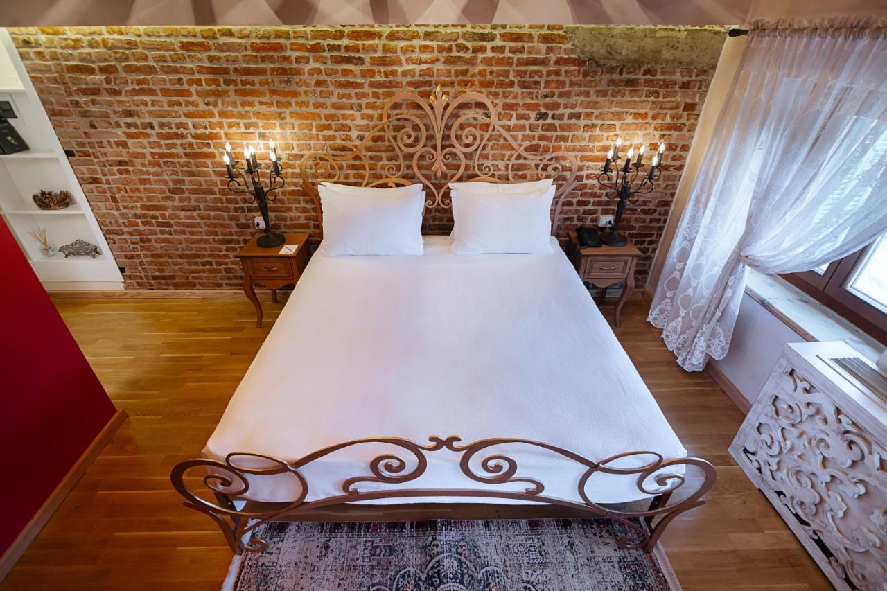 Tresor Art Boutique Hotel คอร์เชอ ภายนอก รูปภาพ