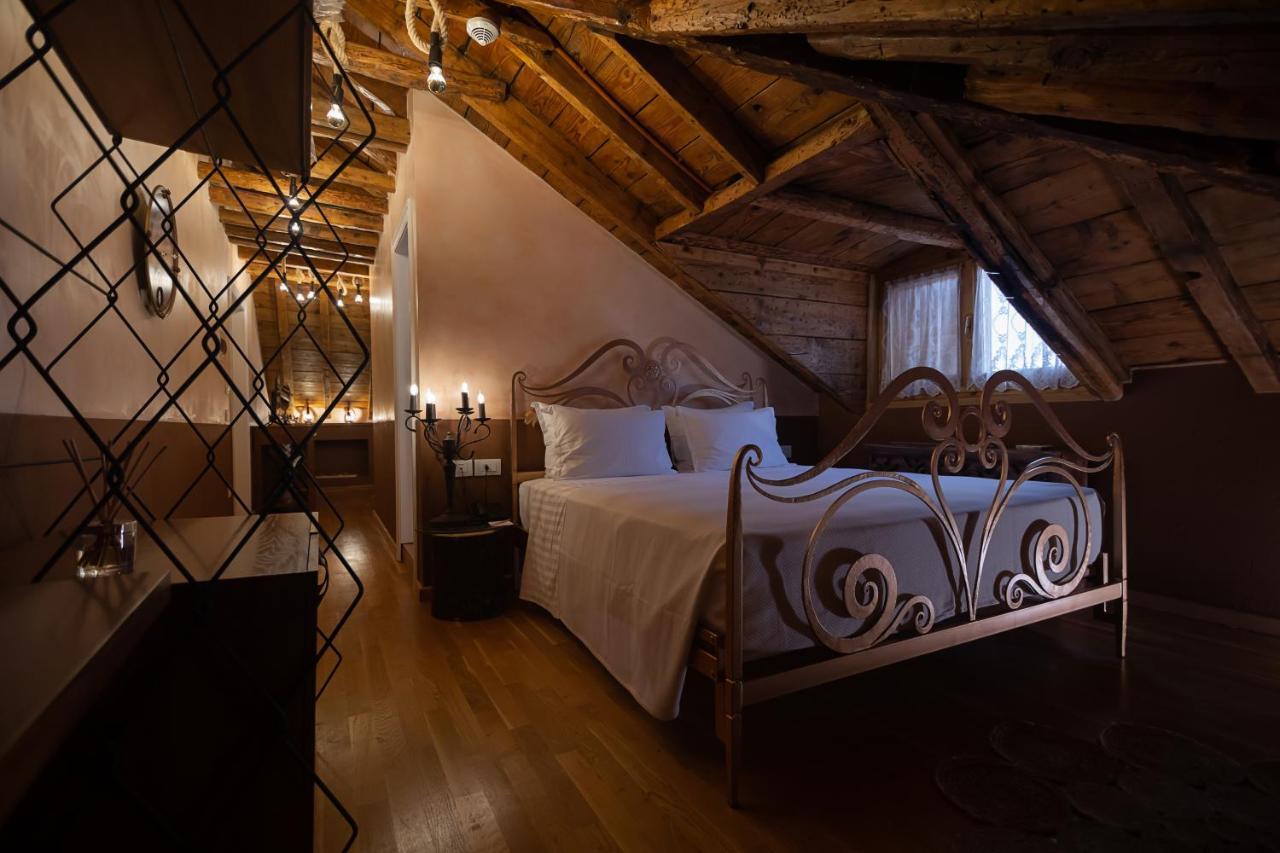 Tresor Art Boutique Hotel คอร์เชอ ภายนอก รูปภาพ
