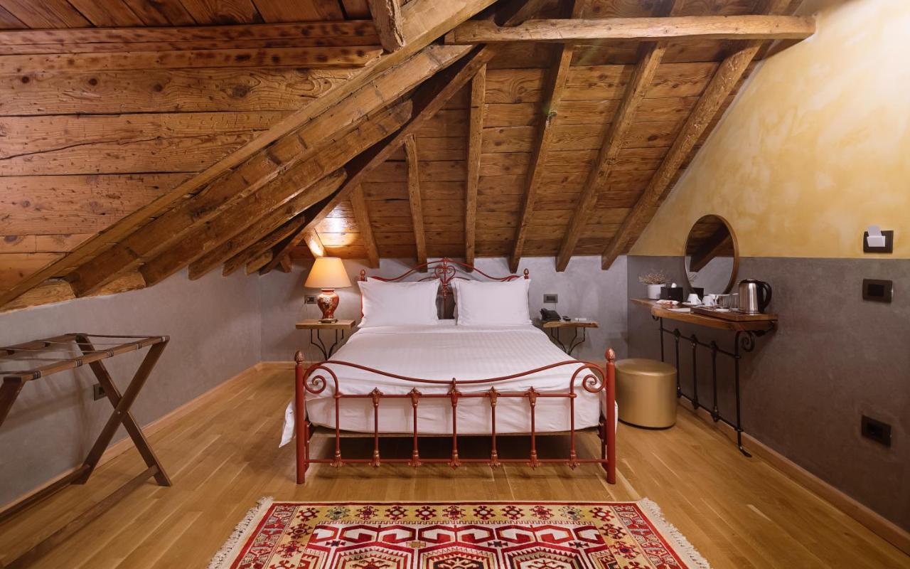 Tresor Art Boutique Hotel คอร์เชอ ภายนอก รูปภาพ