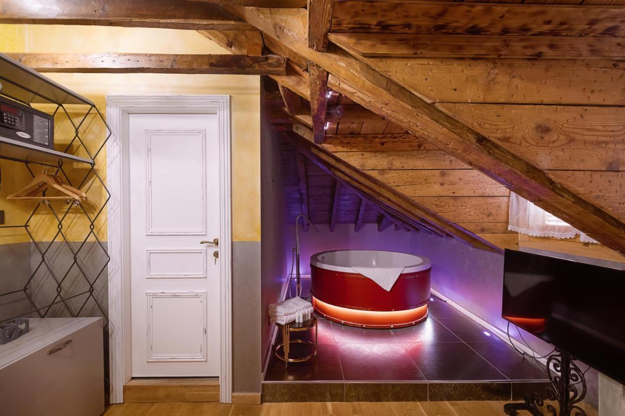 Tresor Art Boutique Hotel คอร์เชอ ภายนอก รูปภาพ